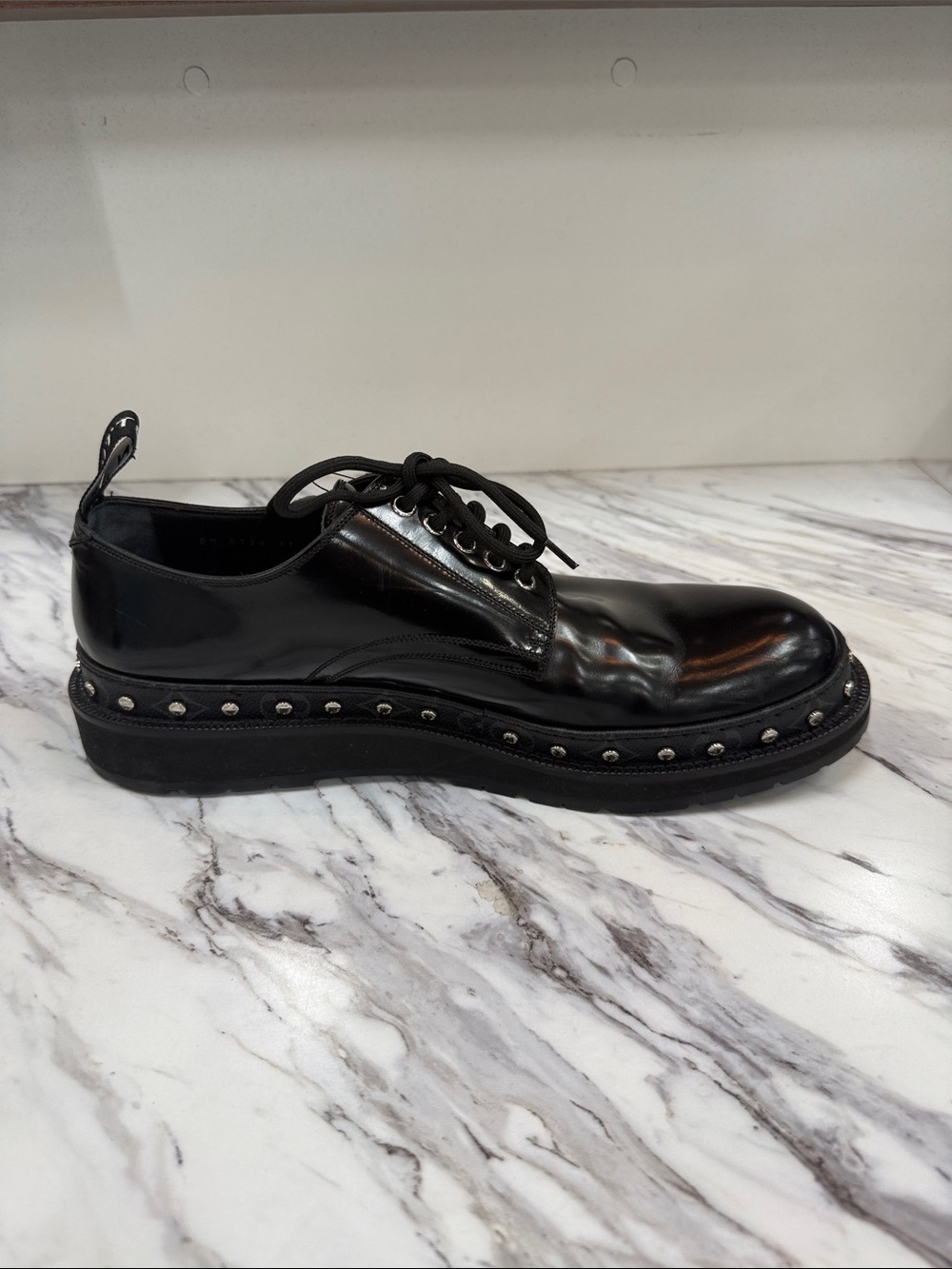 Louis Vuitton Men’s Black Leather Lace-Up Derby Shoe - Picture 7 of 11